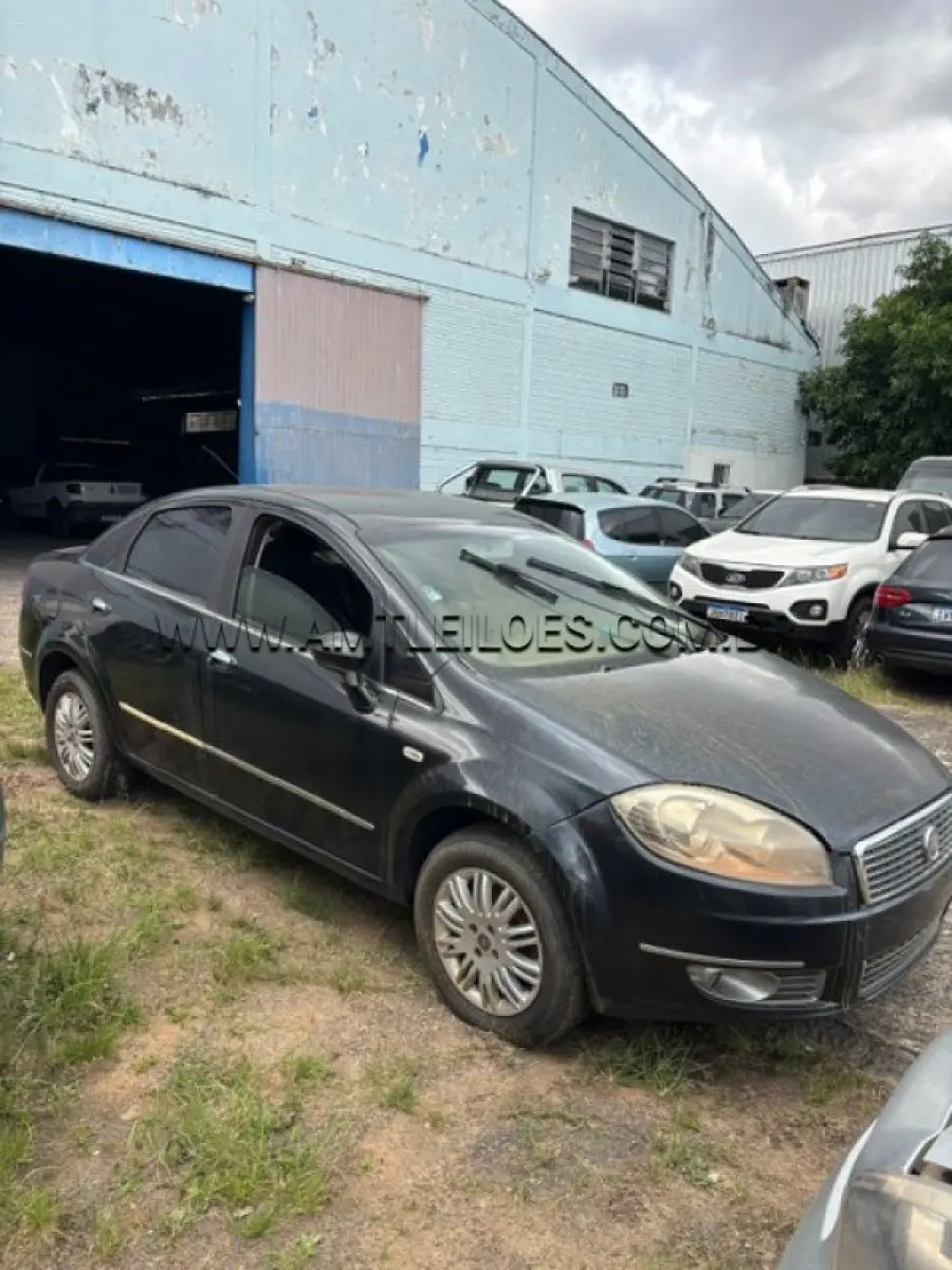 LOTE 009 - MARCA: FIAT / MODELO: LINEA ESSENCE 1.8 / PLACA: NRU6511  /  ANO MODELO: 2012. - ATINGIDO PELA ENCHENTE.