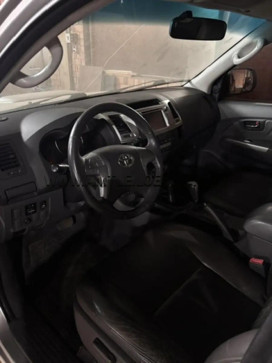 LOTE 003 - MARCA: I / MODELO: TOYOTA HILUX CD4X4 SRV / PLACA: OOG3006 /  ANO MODELO: 2013