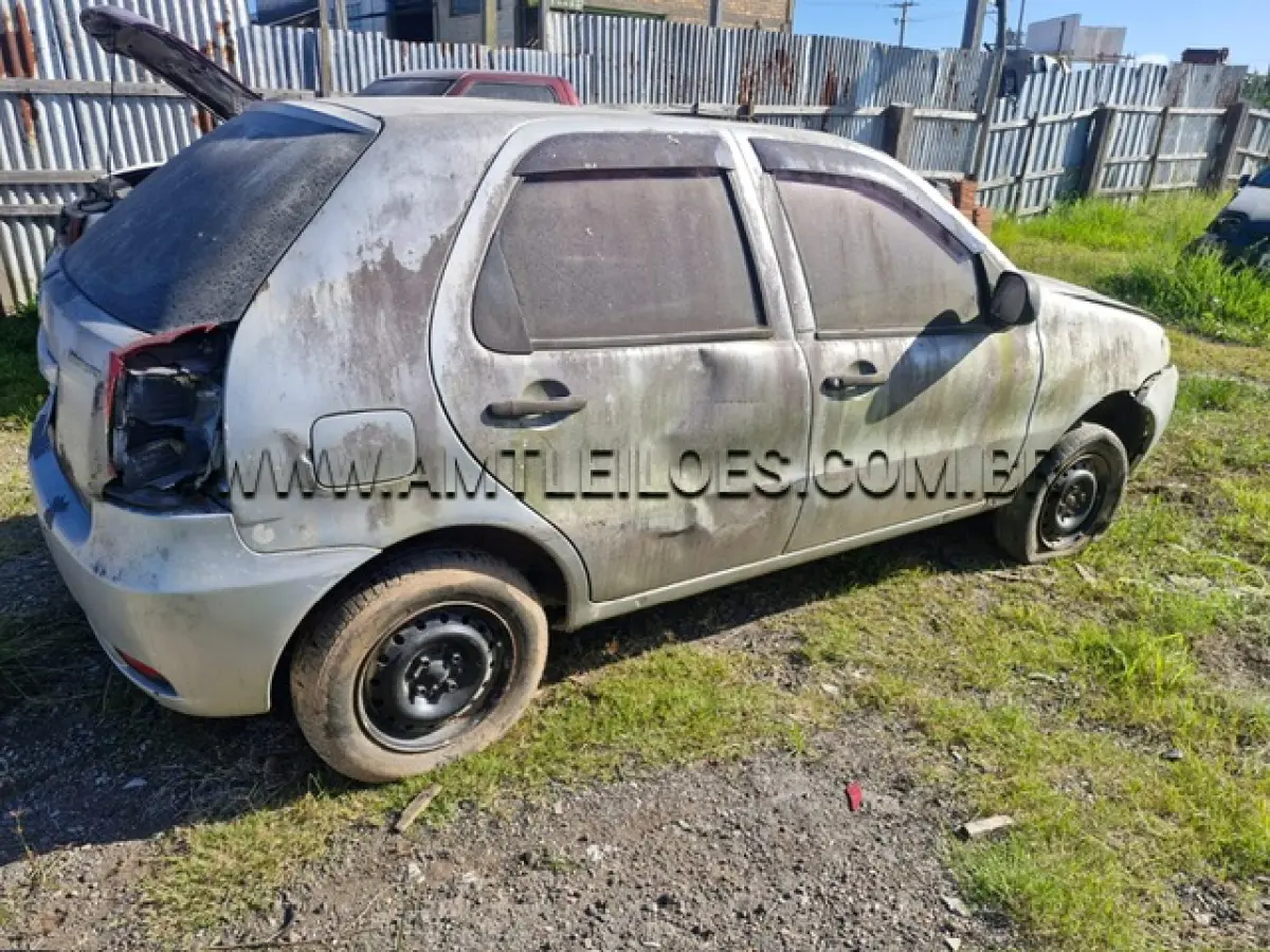 LOTE 011 - MARCA: FIAT / MODELO:  PALIO FIRE ECONOMY /  PLACA: IRP4062 /  ANO  MODELO: 2011.