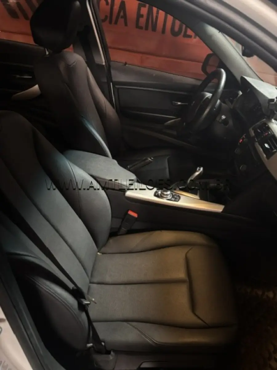 LOTE 001 - MARCA: I / MODELO: BMW 320I 3B11 / PLACA: OOH2380 / ANO/MODELO: 2013.