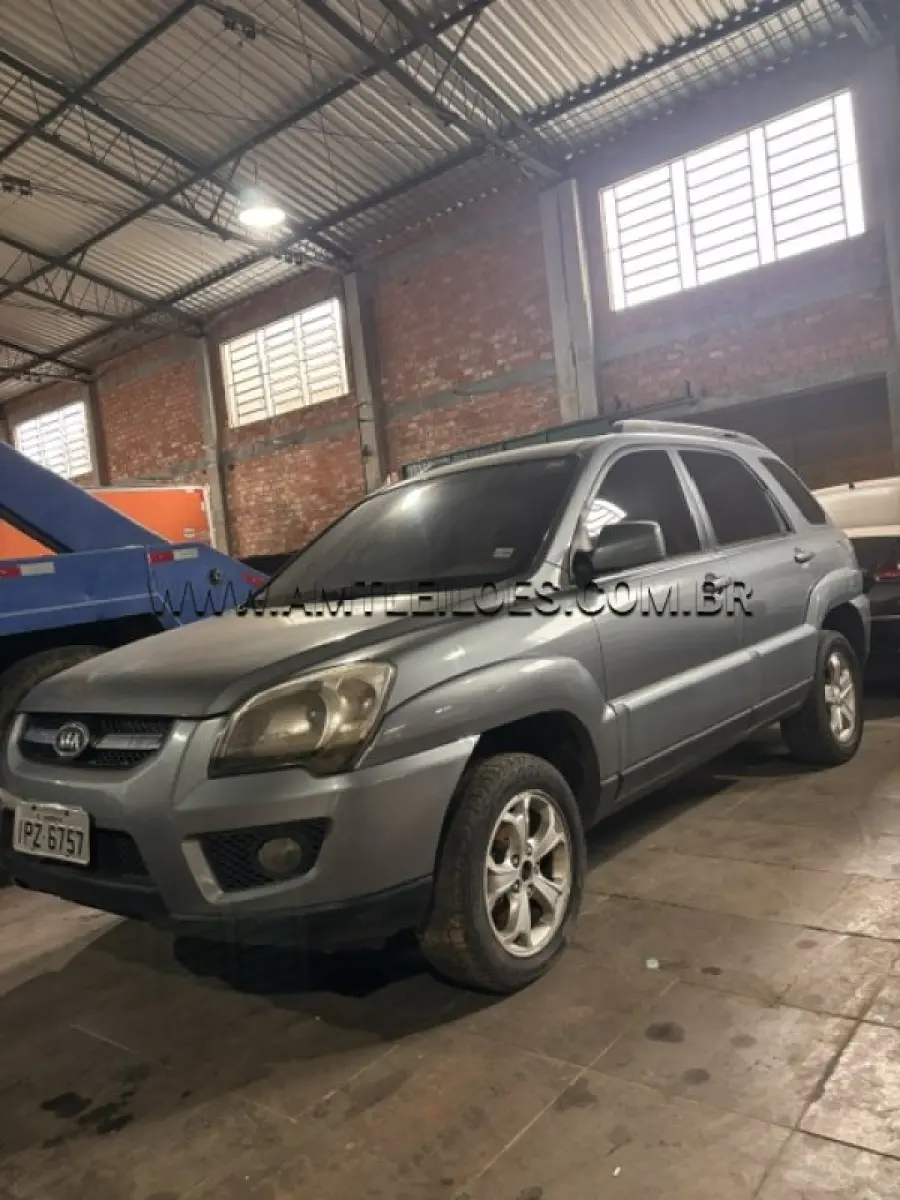 LOTE 010 - MARCA: I / MODELO: KIA SPORTAGE EX 2.0 G2 / PLACA: IPZ6757 /   ANO MODELO: 2008 - ATINGIDO PELA ENCHENTE.
