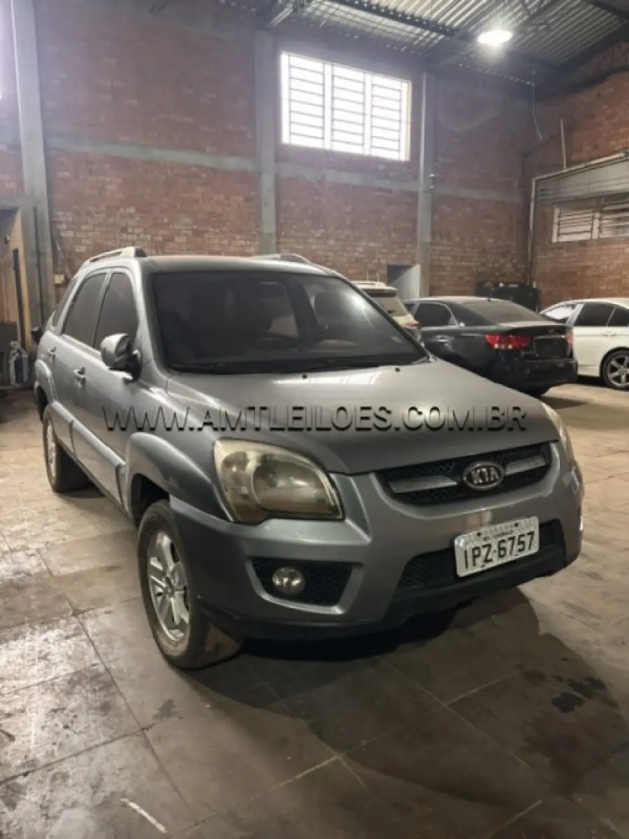 LOTE 010 - MARCA: I / MODELO: KIA SPORTAGE EX 2.0 G2 / PLACA: IPZ6757 /   ANO MODELO: 2008 - ATINGIDO PELA ENCHENTE.
