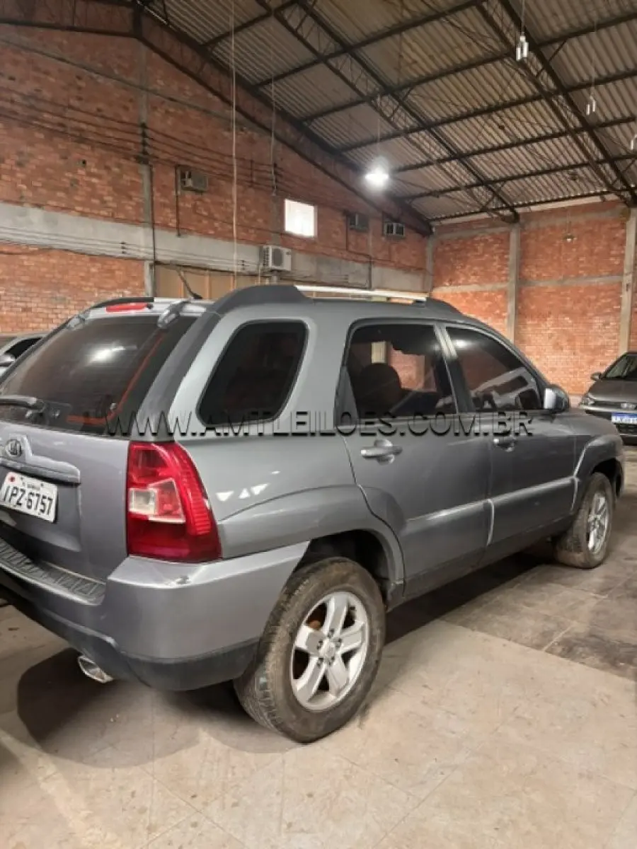 LOTE 010 - MARCA: I / MODELO: KIA SPORTAGE EX 2.0 G2 / PLACA: IPZ6757 /   ANO MODELO: 2008 - ATINGIDO PELA ENCHENTE.