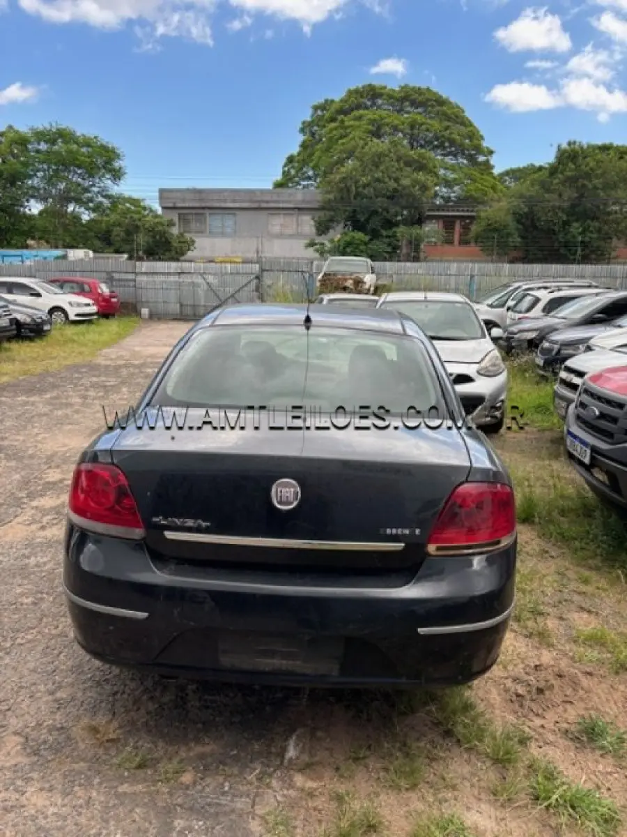 LOTE 009 - MARCA: FIAT / MODELO: LINEA ESSENCE 1.8 / PLACA: NRU6511  /  ANO MODELO: 2012. - ATINGIDO PELA ENCHENTE.
