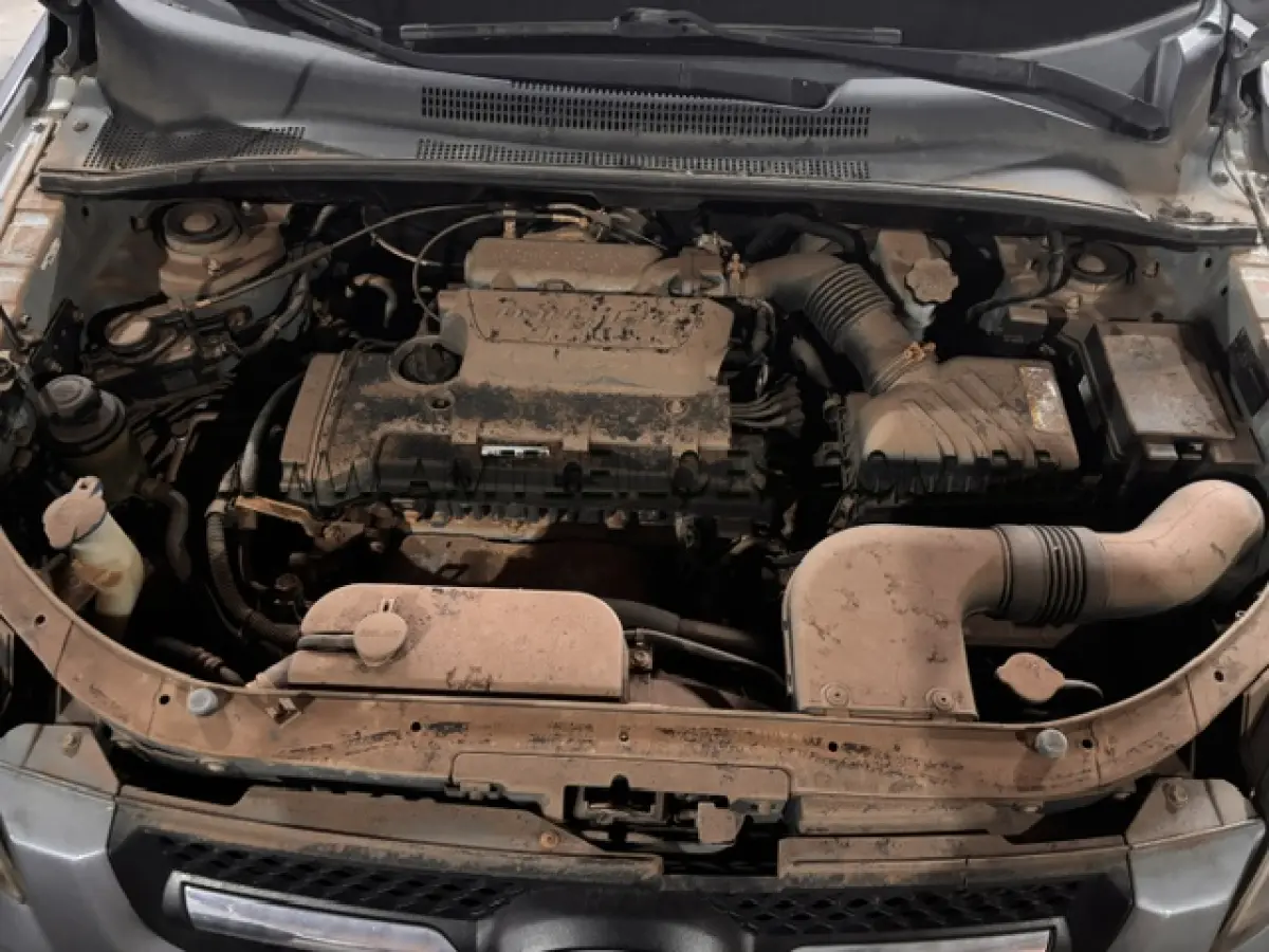 LOTE 010 - MARCA: I / MODELO: KIA SPORTAGE EX 2.0 G2 / PLACA: IPZ6757 /   ANO MODELO: 2008 - ATINGIDO PELA ENCHENTE.