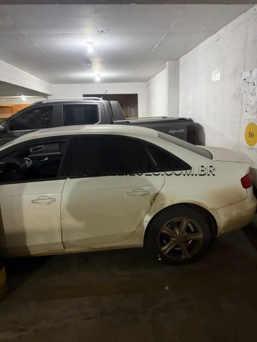 LOTE 012 - SUCATA: MARCA: AUDI /MODELO A4 2.0 TDI / PLACA PARAGUAI: JSG555// ANO: 2013.