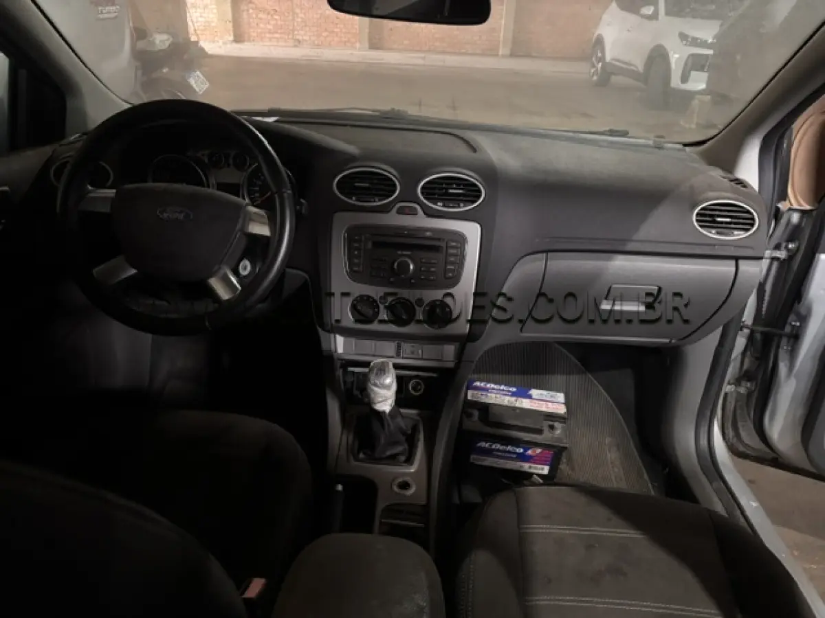 LOTE 002 - MARCA: I / MODELO: FORD FOCUS HC FLEX/ PLACA: MHT9179 / ANO MODELO: 2010.