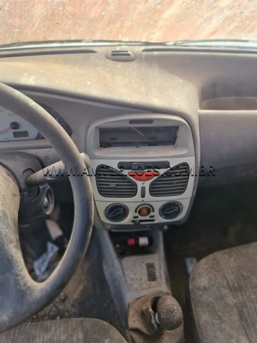 LOTE 011 - MARCA: FIAT / MODELO:  PALIO FIRE ECONOMY /  PLACA: IRP4062 /  ANO  MODELO: 2011.