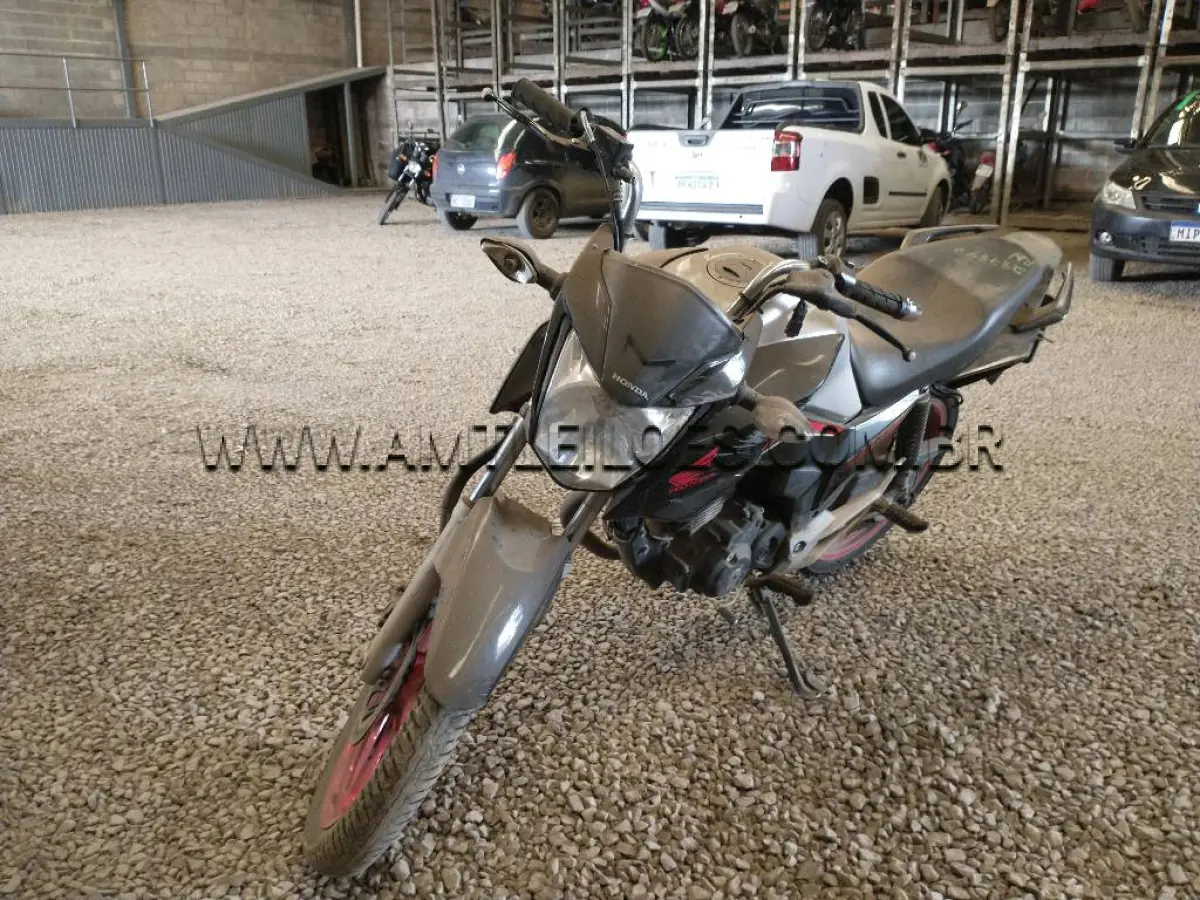 LOTE 39585