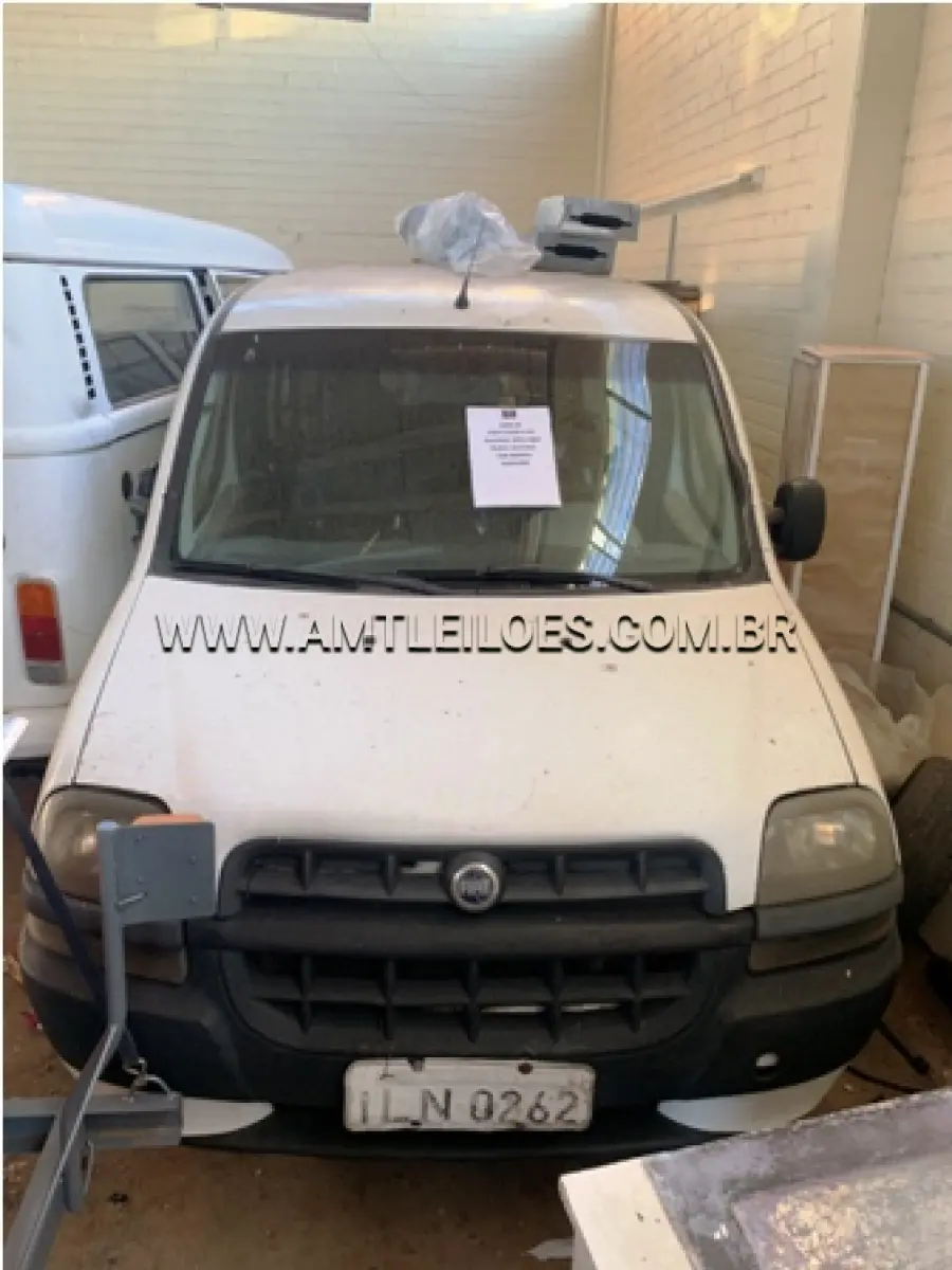 LOTE 013 - MARCA/MODELO: FIAT/ DOBLO EX PLACA: ILN 0262 FABRICAÇÃO/MODELO: 2003/2004 RENAVAM: 816234060 COR: BRANCA COMBUSTÍVEL: GASOLINA