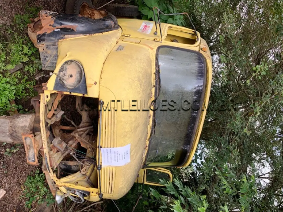 LOTE 008 - MARCA/MODELO: CAMINHÃO MB L1113 PLACAS: IGP 9558 ANO: 1982/1982 – COR: AMARELA CHASSI: 34404112580980 RENAVAM: 572582994