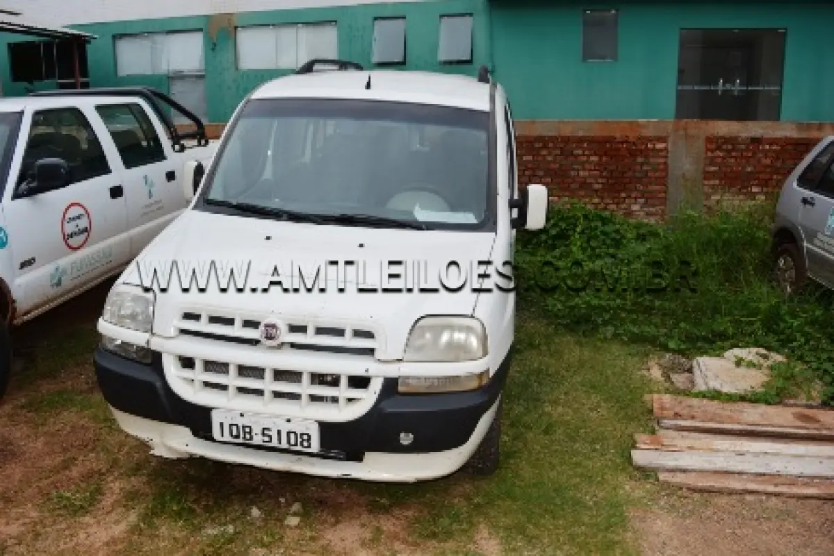LOTE 002 - MARCA/MODELO: FIAT DOBLÒ ELX 1.8 MPI 8V FLEX PLACA: IQB 5108 CHASSI: 9BD11930591062466 FABRICAÇÃO/MODELO: 2009 COMBUSTÍVEL: ÁLCOOL/GASOLINA
