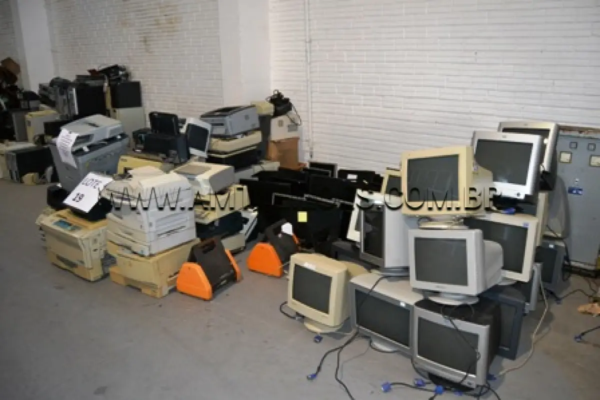 LOTE 019 - LOTE DE APARELHOS E EQUIPAMENTOS ELETRÔNICOS E DE INFORMÁTICA, CFE. RELAÇÃO DO ANEXO II