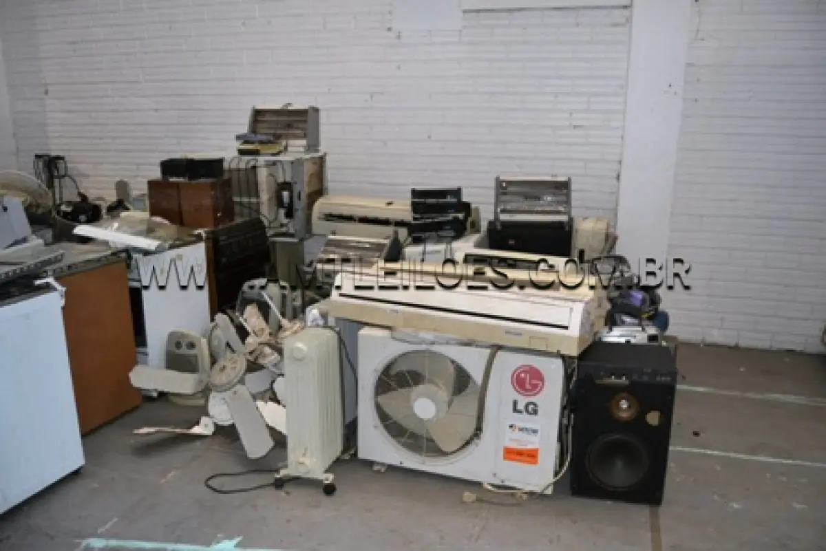 LOTE 021 - LOTE DE ELETRODOMÉSTICOS E ELETROELETRÔNICOS DIVERSOS, CFE. RELAÇÃO DO ANEXO IV
