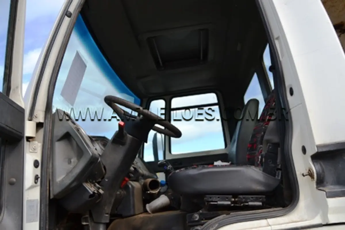 LOTE 002 - CAMINHÃO TRUCK, MARCA/MODELO: FORD/CARGO 2628 E,  TRAÇÃO: 6x4, PLACA: IOA 4987 ANO/MOD: 2007