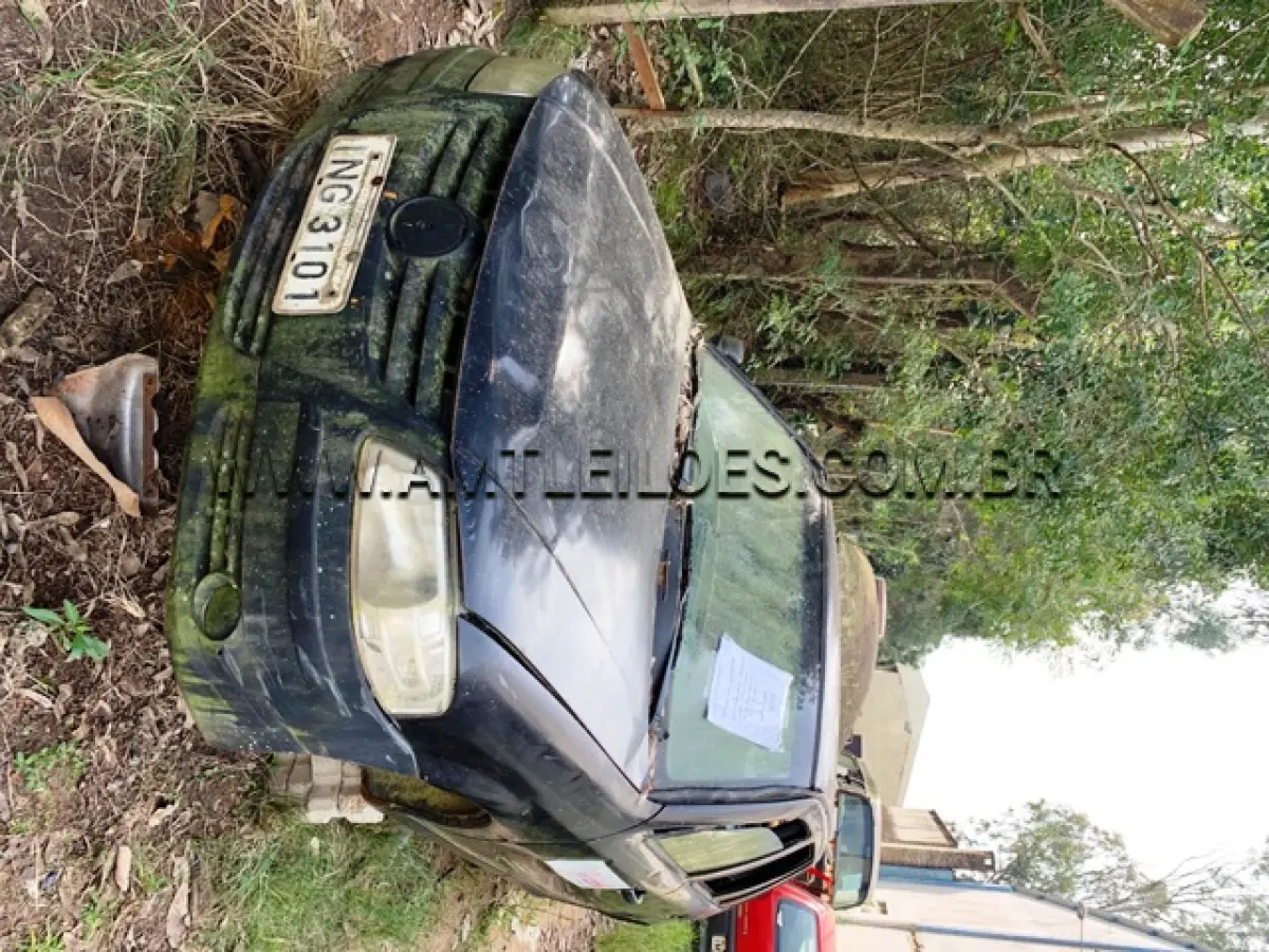 LOTE 024 - MARCA/MODELO: VW/GOL 1.0  PLACAS: ING 3101 ANO: 2006 – COR: PRETA CHASSI: 9BWCA05W66T159335 RENAVAM: 891821538