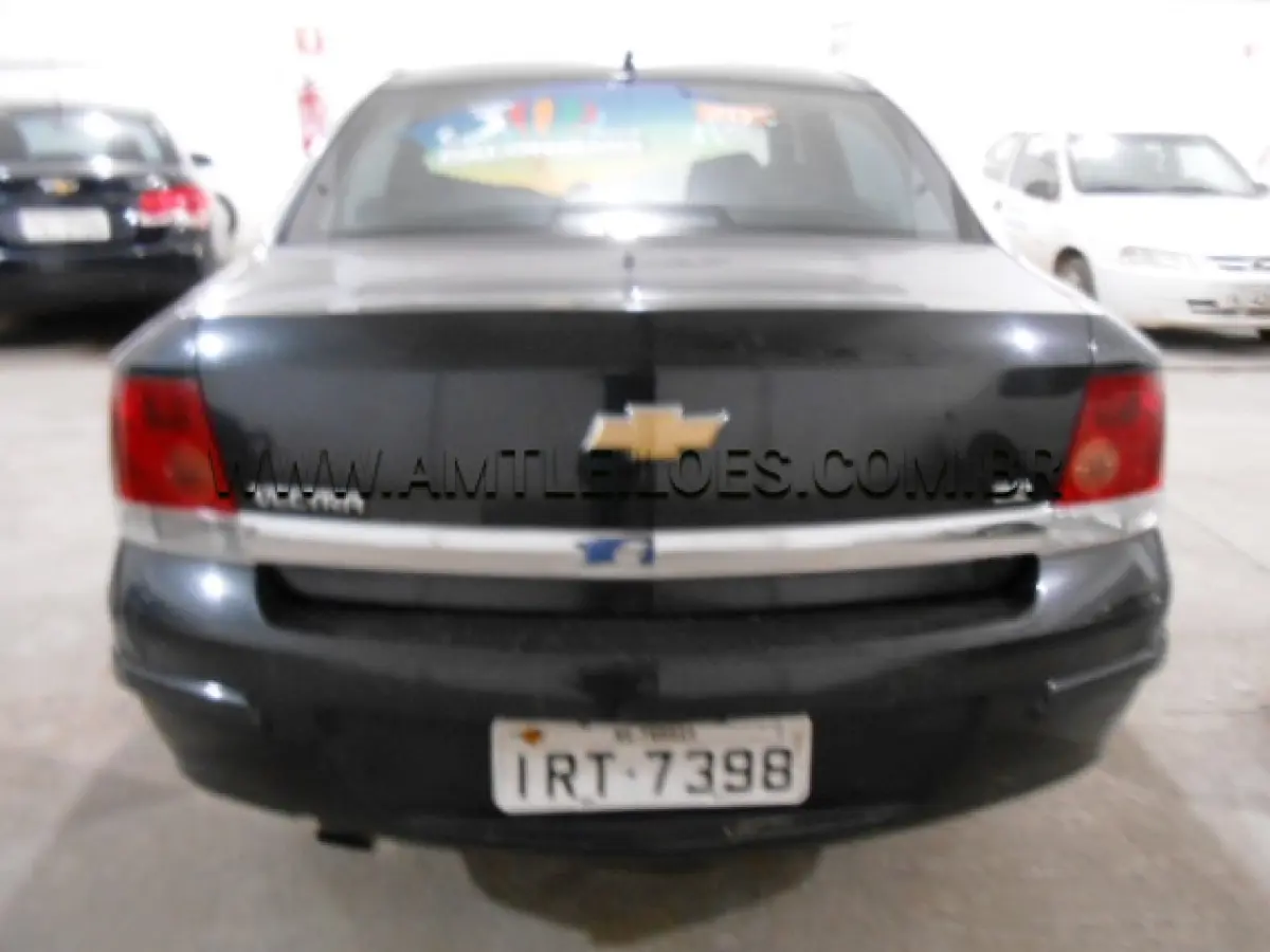 LOTE 017 - MARCA/MODELO: GM/VECTRA SEDAN ELEGANCE; ANO/MODELO: 2011