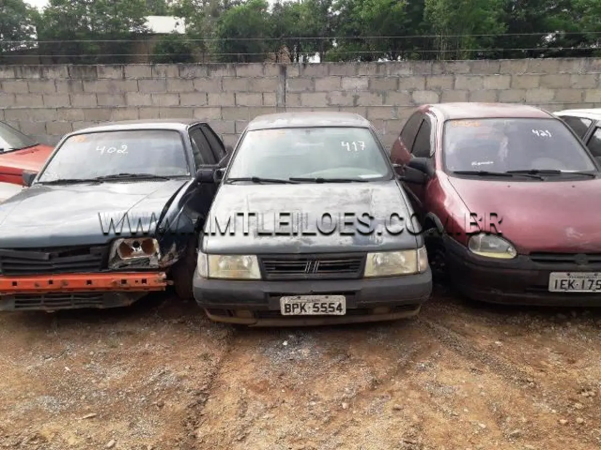 LOTE 395 - SUCATAS: VW/PARATI PLUS, ANO: 1984/1984, PLACA: IGE7012; FORD/FIESTA, ANO: 1998/1998, PLACA: IHL0160; VW/PARATI CLI (+), ANO: 1996/1996, PLACA: IFL9220; GM/MONZA SL/E, ANO: 1986/1986, PLACA: IAY2555; FIAT/TEMPRA IE (+), ANO: 1994/1995, PLACA: BPK5554; GM/CHEVETTE, ANO: 1983/1983, PLACA: IDB3137; GM/CORSA WIND (+), ANO: 1996/1996, PLACA: IEK1756