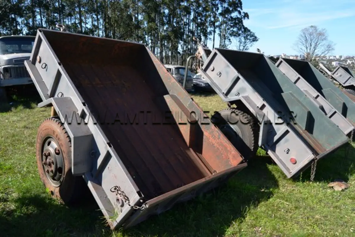 LOTE 051 - REBOQUE, CARGA, EMP G, MARCA AGR /MODELO M1C1, 3/4 Ton, 2 RODAS ANO: 1981 CHASSI: 340608200046