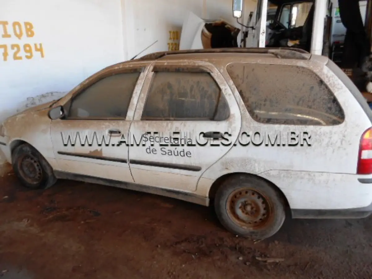 LOTE 025 - MARCA/MODELO: FIAT/PALIO WEEKEND ELX; ANO/MODELO: 2002