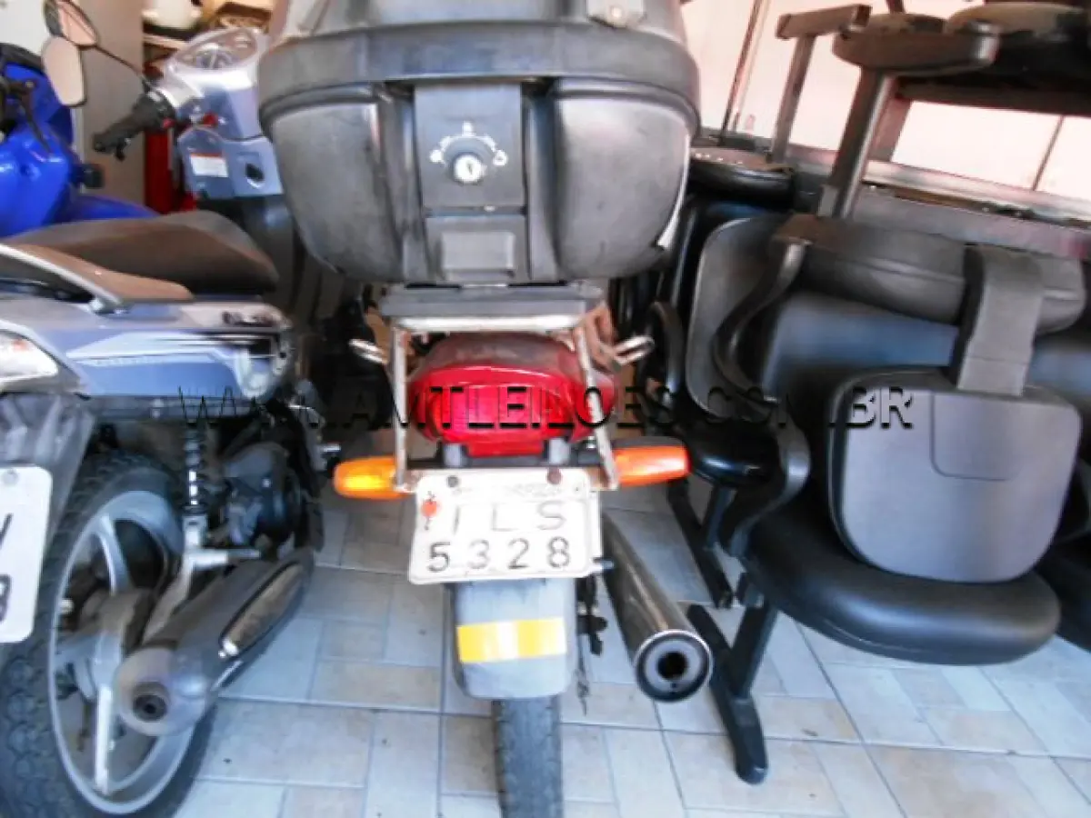 LOTE 012 - MARCA/MODELO: MOTOCICLETA HONDA/CG 125 TITAN KSE; ANO/MODELO: 2003/2004