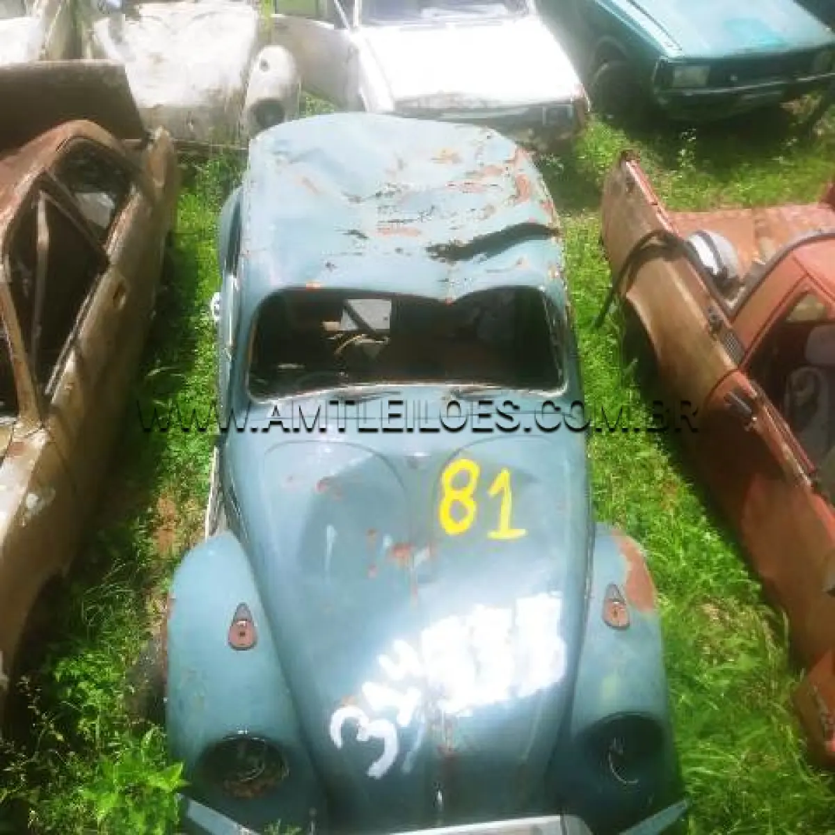 LOTE 081 - SUCATAS: GM/OPALA COMODORO, ANO: 1979/1979, PLACA: IHK4779; GM/CHEVETTE, ANO: 1981/1981, PLACA: IGK8786; GM/CORSA SUPER (+), ANO: 1997/1998, PLACA: IHI3215; VW/FUSCA 1300 L, ANO: 1980/1980, PLACA: IHJ8846