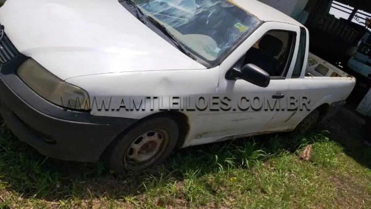 LOTE 030 - MARCA/MODELO: VW/SAVEIRO 1.6; ANO/MODELO: 2003/2004