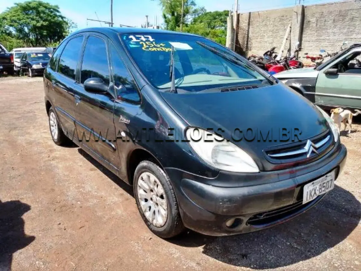LOTE 256 - CITROEN/XSARA PICASSO GX, PLACA: IKX8507, ANO: 2002/2003