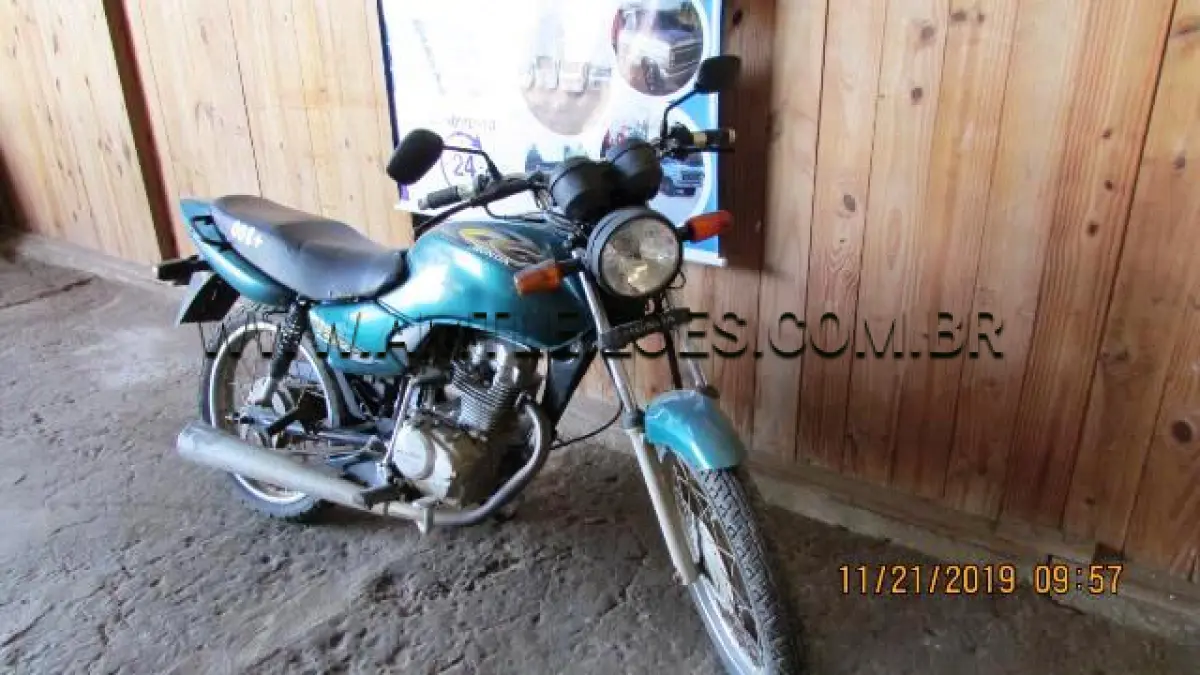 LOTE 008 - MARCA/MODELO: HONDA/CG 125 TITAN KS; ANO: 2001/2001
