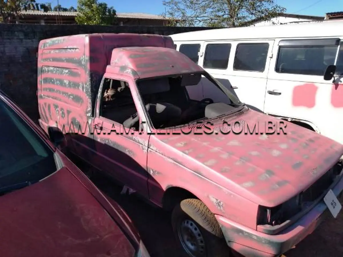 LOTE 025 - MARCA/MODELO: FIAT FIORINO FURGÃO/ IE, 4 x 2
ANO: 1996/1997
CHASSI: 9BD255044T8519522
MOTOR: 178A50114875921