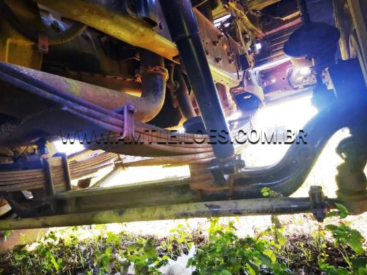 LOTE 013 - MARCA/MODELO: CAMINHÃO VW/ 16.170 BT, 11 Ton, 4 x 2 ; ANO: 1995
CHASSI: 9BWYTAGF8SDB80505                                 
MOTOR: nº 30710739