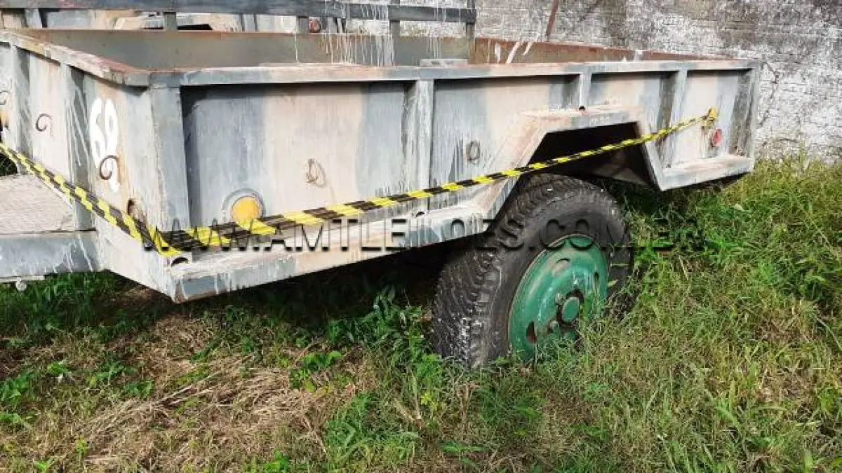 LOTE 068 - CAMINHÃO MERCEDES-BENZ 914- 42,5; 4X2, ANO: 1996/1996, PLACA: IFC 0914, CHASSI: 9BM688133TB089109; MOTOR: 37498010311389;RENAVAM: 656512741; REBOQUE CARGA EMP GE FREIO AR COMP 12040 1 1/2T 2r RODOVIÁRIO