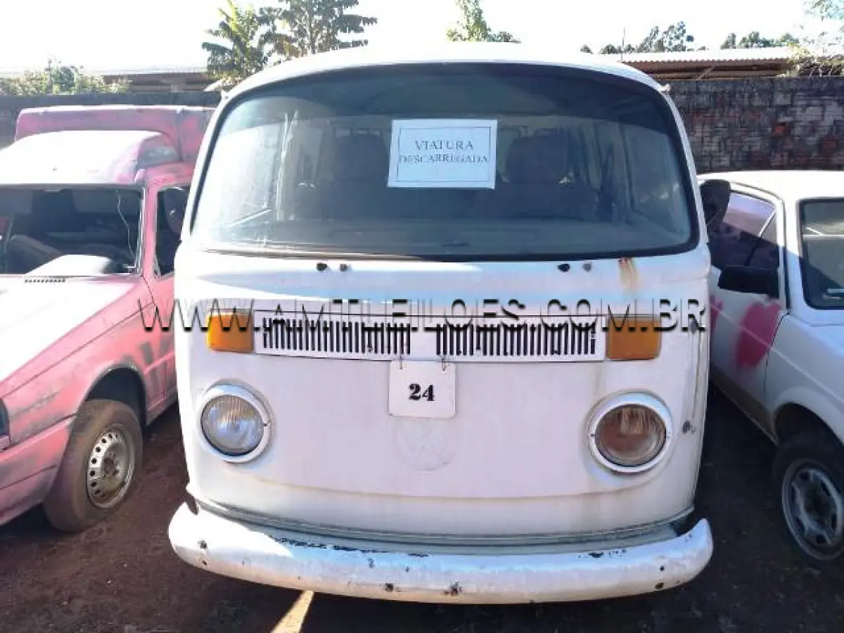 LOTE 024 - MARCA/MODELO: VW KOMBI / 1600, 09 Psg, 4 x 2
ANO: 1996
CHASSI: 9BWZZZ231TP014394
MOTOR: UG271386
