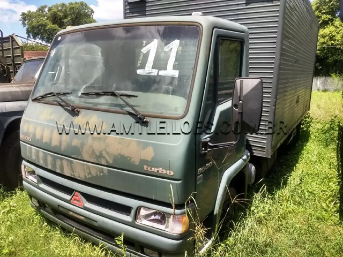 LOTE 011 - CAMINHÃO EMP GE 8500TCA 4 1/2T 4X2 AGRALE, ANO 2000, PLACA: IJS3531