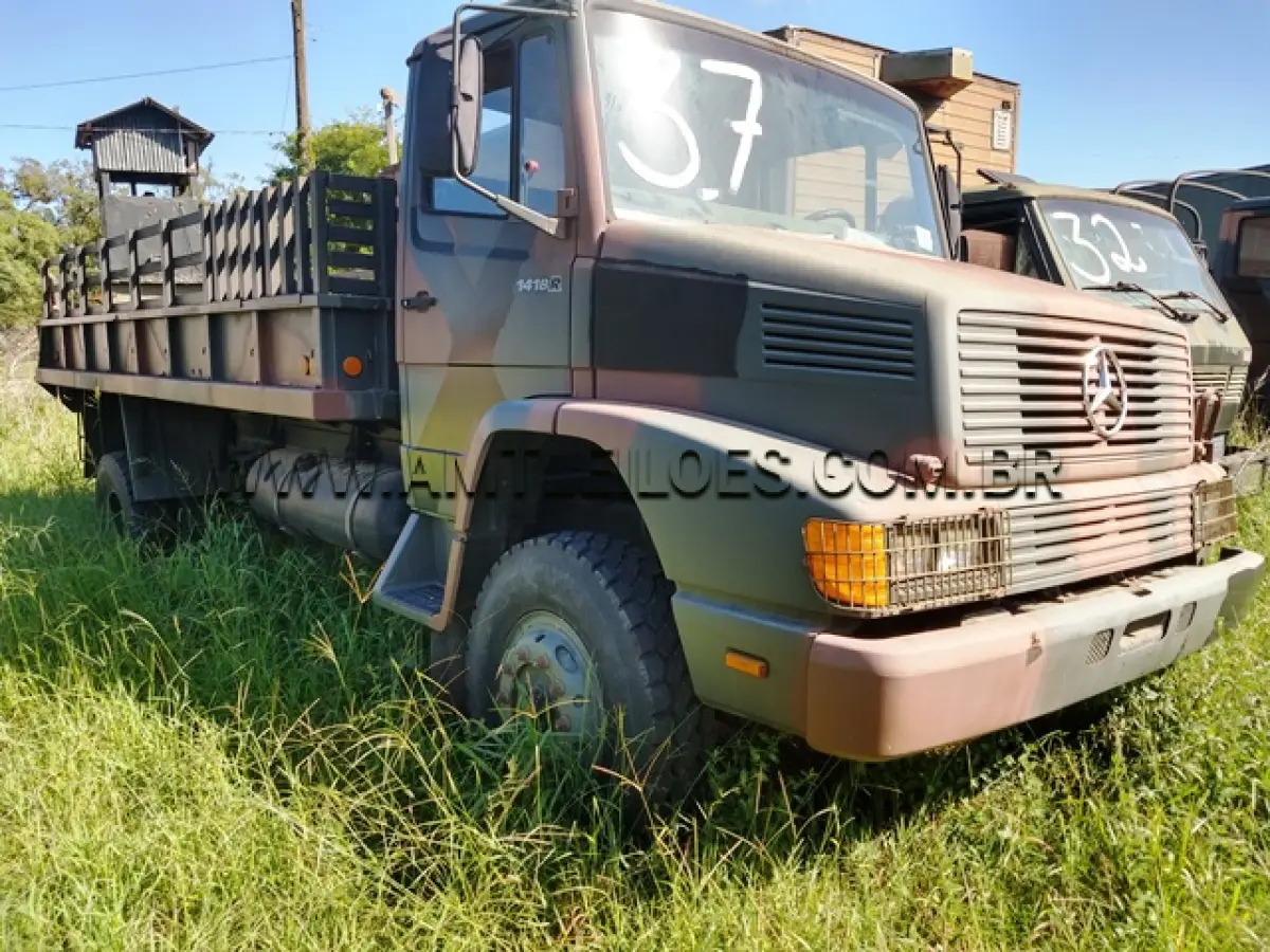 LOTE 037 - MARCA/MODELO: VIATURA DE TRANSPORTE NÃO ESPECIALIZADO / MODELO: LA1418/51
ANO: 1991 ; CHASSI: 9BM384114MB934750
PLACAS: Vtr OP ; MOTOR: 37696810130193
