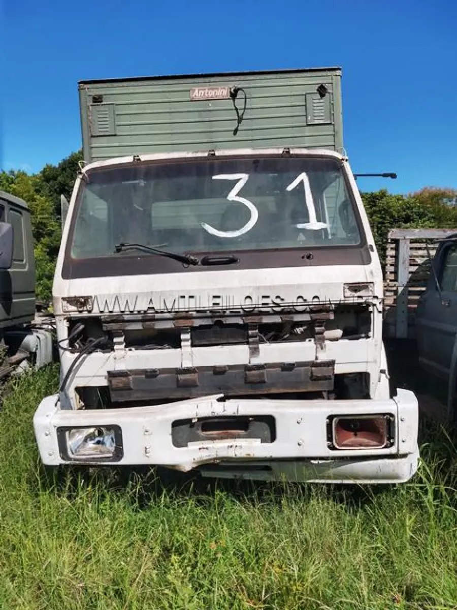 LOTE 031 - MARCA/MODELO: VIATURA TRANSPORTE ESPECIALIZADO FURGÃO / VOLKSWAGEN 16220/48 OU 16220; 10 T;OD;4X2
ANO: 1996/1997; CHASSI: 9BWYTAHT1TDB60022
PLACAS: IGE1804 ; MOTOR: (01)
DPVAT/2019 – Não pago (valor: R$ 16,71)