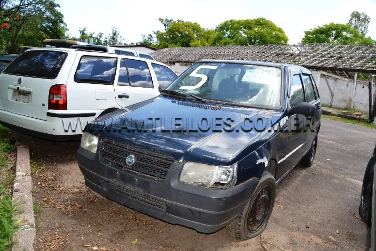 LOTE 005 - MARCA/MODELO: AUTOMÓVEL FIAT UNO MILLE FIRE