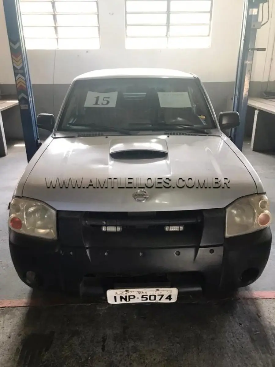 LOTE 015 - MARCA/MODELO: PICAPE CABINE DUPLA NISSAN FRONTIER XE  