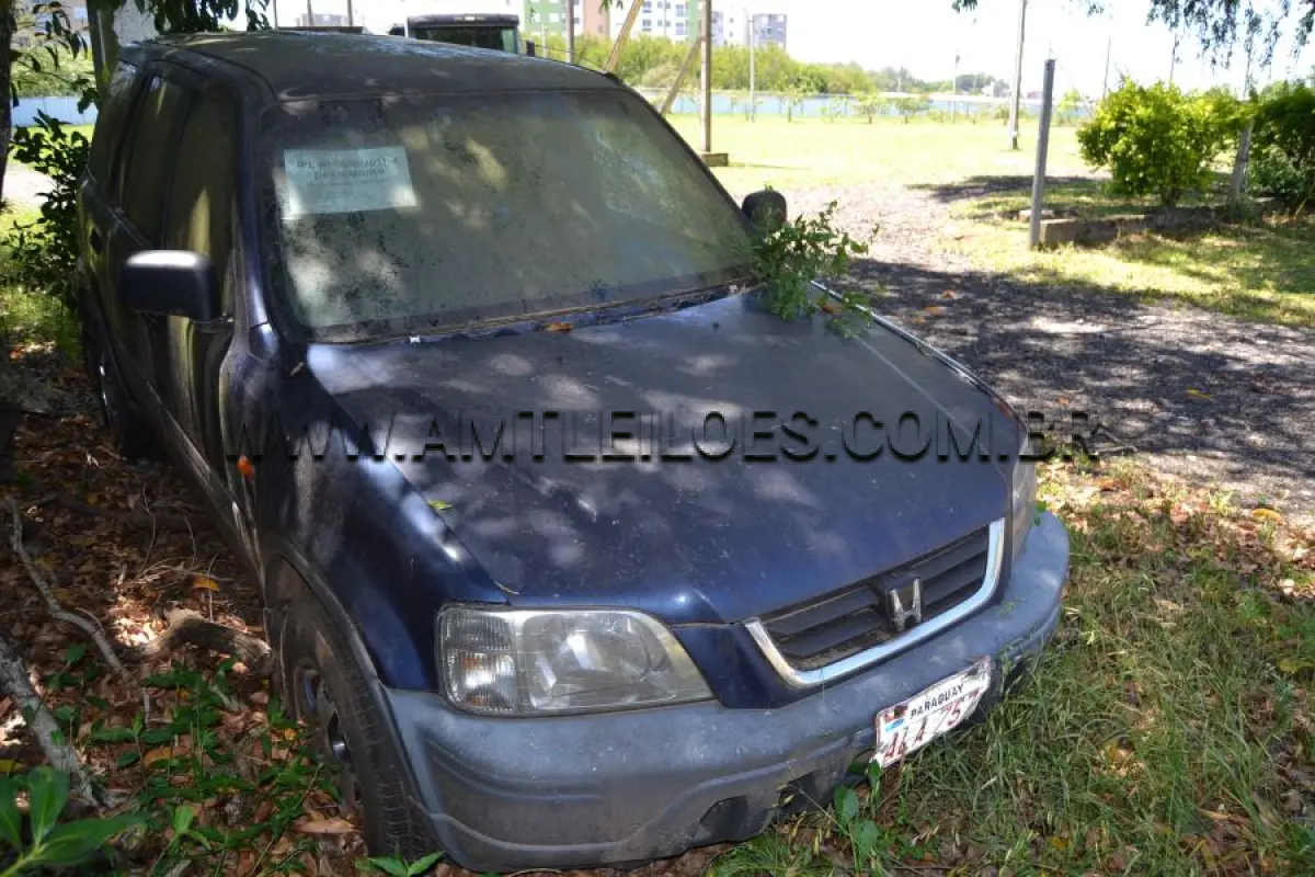 LOTE 018 - SUCATA - AUTOMÓVEL, HONDA / CR-V 2.4 EXL AT, Placa: ALA-757, UF: PARAGUAY; Ano/Mod.: 1998; Cor: Azul, Chassi: JHLRD1840WC219487.