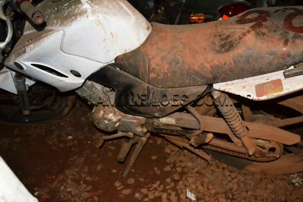 LOTE 009 - YAMAHA/YBR125 FACTOR ED, Placa: IUF5844, UF: RS; Ano/Mod: 2013; Cor: Branca, RENAVAM: 531900703; Chassi: 9C6KE1940E0000914; Motor: E3L4E-000917.