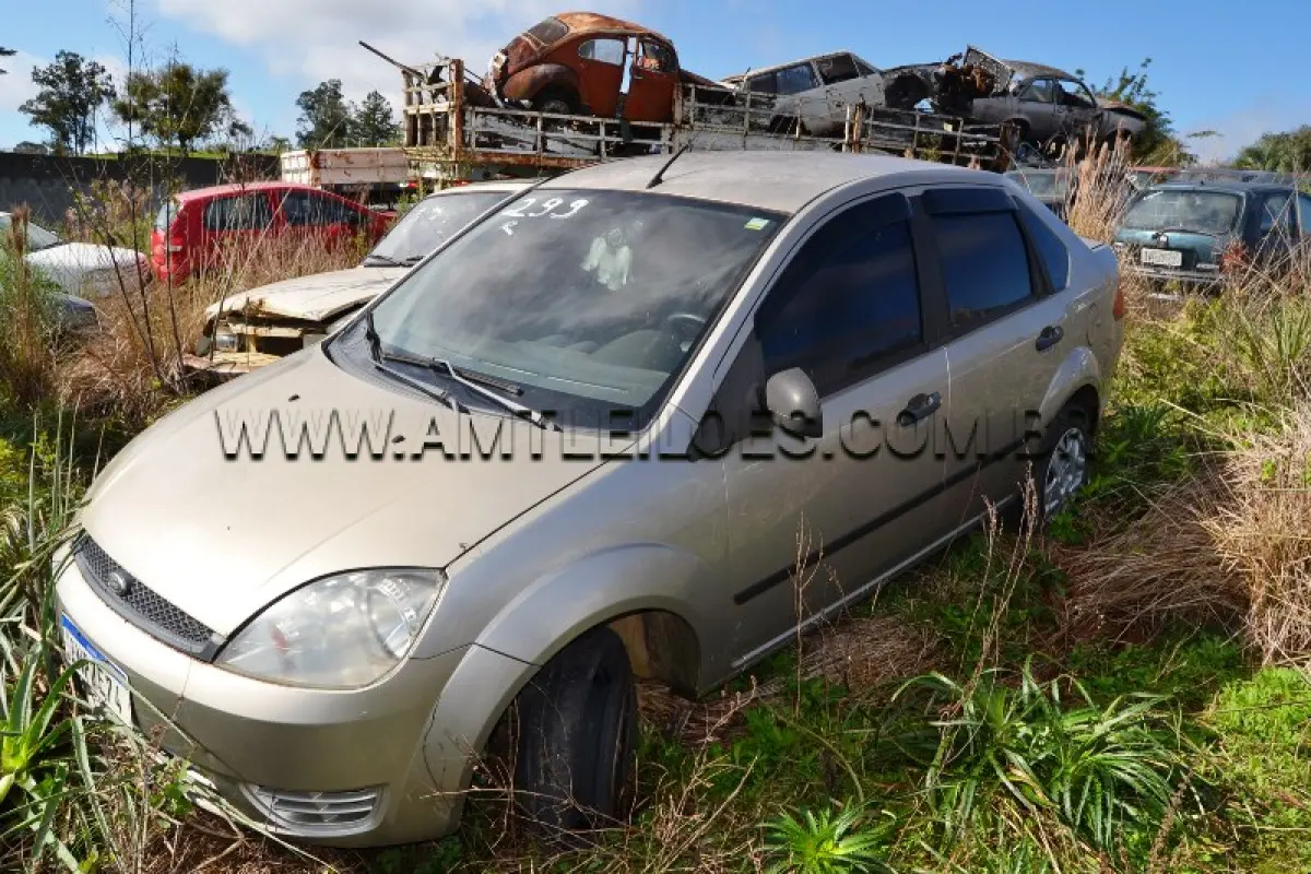 LOTE 010 - FORD/FIESTA SEDAN FLEX, Placa: INP7E74, UF: RS; Ano/Mod: 2006; Cor: Prata, RENAVAM: 908840829; Chassi: 9BFZF20A478034969; Motor: SMJA78034969.