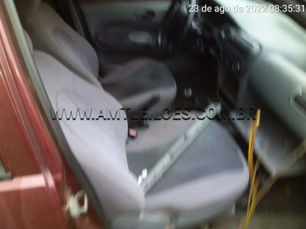 LOTE 013 - SUCATA -  I/FORD ESCORT GLX 16VF, Placa: COI3G08, UF: RS; Ano/Mod: 1997; Cor: Vermelha, Chassi: 8AFZZZEFFVJ025569; Motor: RKDVL24715.