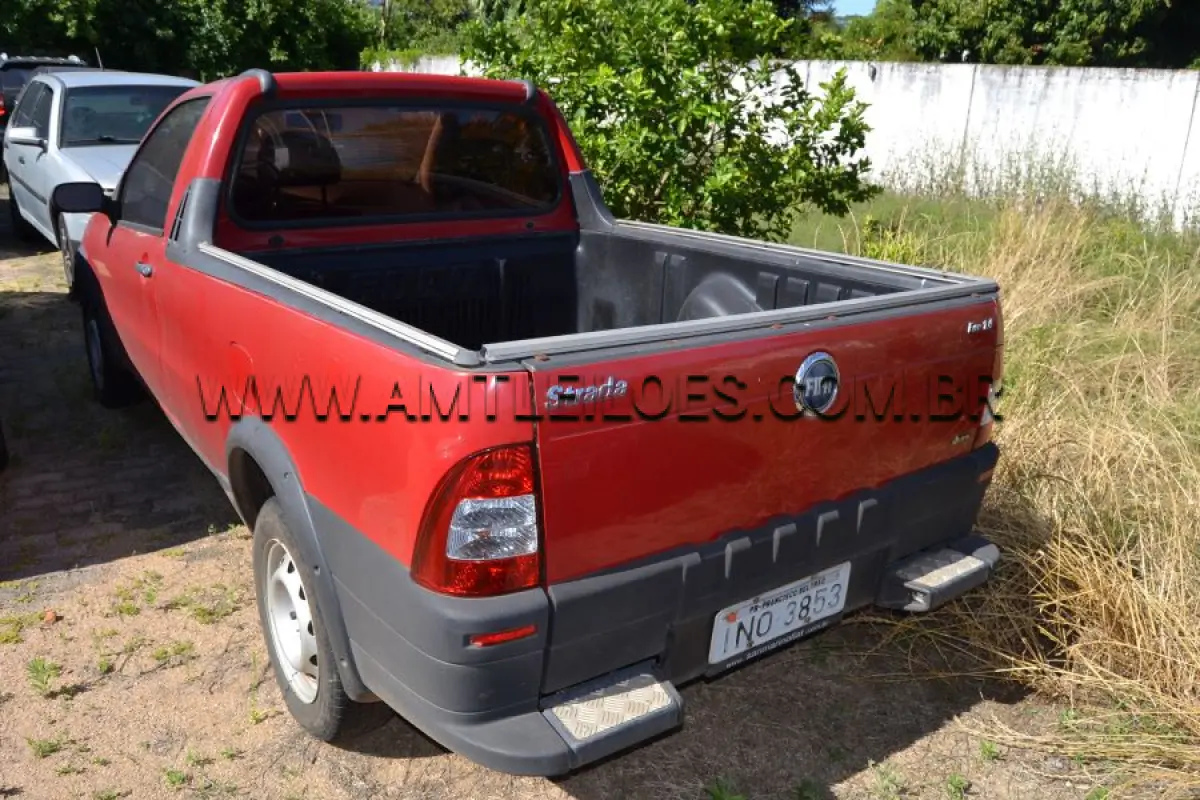 LOTE 016 - AUTOMÓVEL CARGA; FIAT/STRADA FIRE FLEX, Placa: INO3853, UF: RS; Ano: 2006; Cor: Vermelha, RENAVAM: 906293111; Chassi: 9BD27803A72550908; Motor: 178F30117344758.
