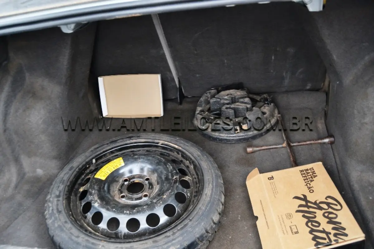 LOTE 002 - CHEVROLET/COBALT 1.4 LTZ, Placa: PGA7A66, UF: RS; Ano/Mod: 2012; Cor: Branca, RENAVAM: 470644079; Chassi: 9BGJC69X0CB315252; Motor: BK1034551.