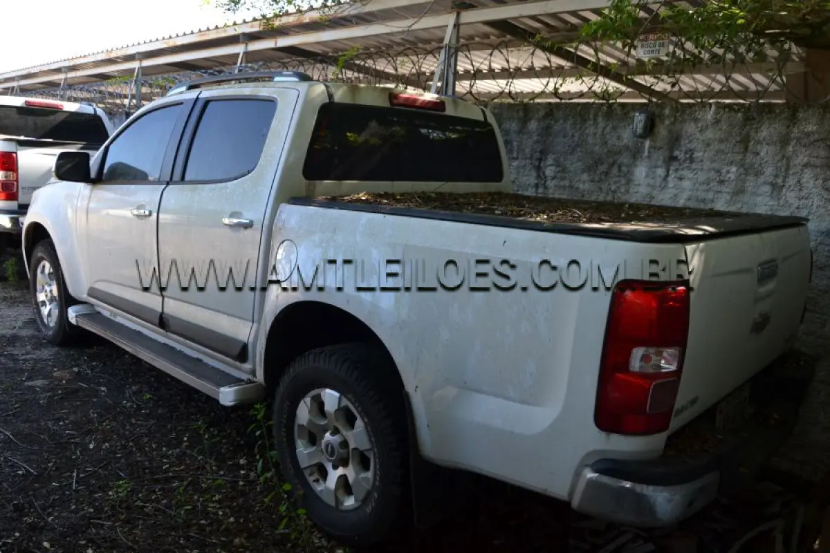 LOTE 015 - AUTOMÓVEL ESPECIAL; CHEVROLET/S10 LTZ DD2, Placa: NRU3055, UF: MS; Ano: 2012 ; Cor: Branca, RENAVAM: 477299458; Chassi: 9BG148LH0DC424507; Motor: V1A084953.