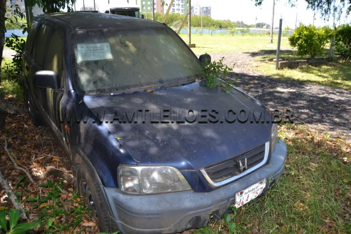 LOTE 018 - SUCATA - AUTOMÓVEL, HONDA / CR-V 2.4 EXL AT, Placa: ALA-757, UF: PARAGUAY; Ano/Mod.: 1998; Cor: Azul, Chassi: JHLRD1840WC219487.
