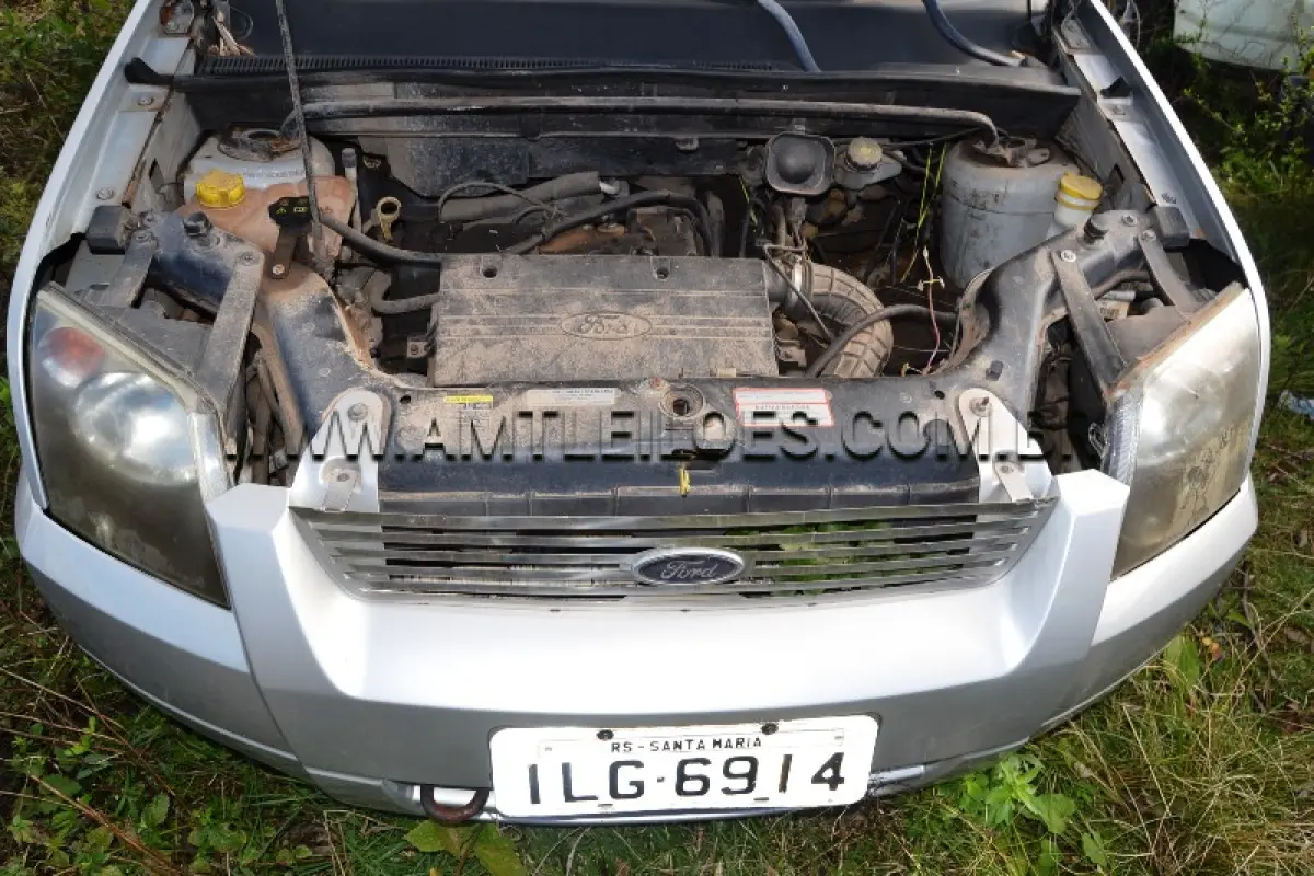 LOTE 003 - FORD/ECOSPORT, Placa: ILG6914, UF: RS; Ano/Mod: 2003; Cor: Prata, RENAVAM: 807184888; Chassi: 9BFZE10C348517962; Motor: CPJA48517962.
