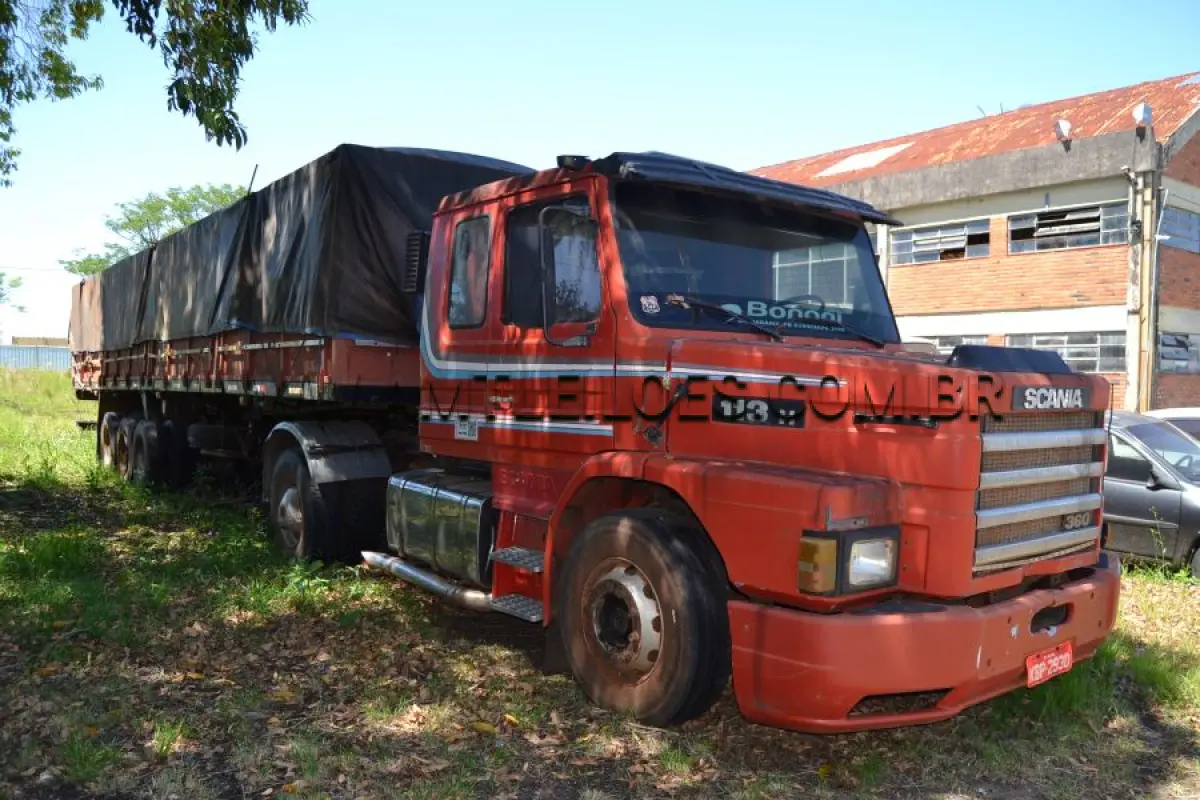 LOTE 011 - CAMINHÃO TRAÇÃO, SCANIA/T112 MA 4X2, Placa: KBP2930, UF: MS; Ano: 1982; Cor: Vermelha, RENAVAM: 113872739; Chassi: 9BSTM4X2Z03213065; Motor: 3029934.