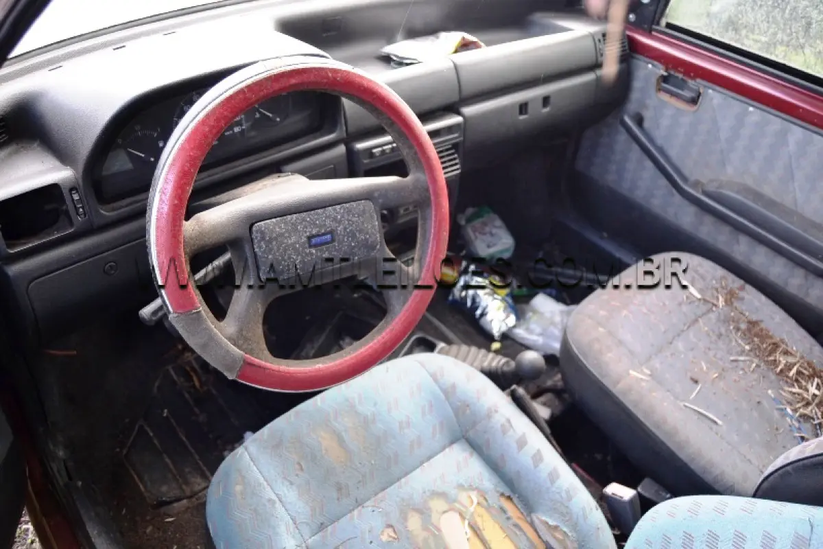 LOTE 008 - SUCATA - FIAT/UNO ELETRONIC, Placa: IBY2343, UF: RS; Ano/Mod: 1994; Cor: Vermelha, Chassi: 9BD146000R5276319; Motor: 4029108.