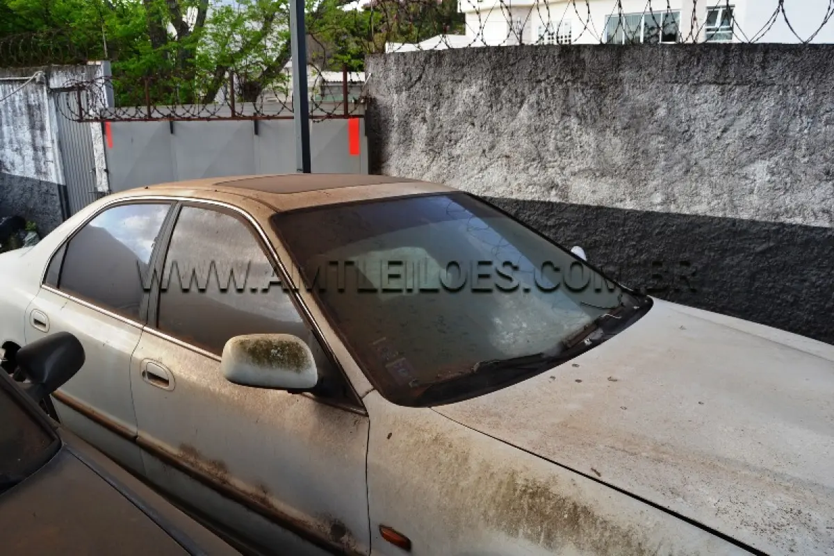 LOTE 007 - SUCATA - HONDA/ACCORD SEDÃ, Placa: ACJ228, UF: PARAGUAY Ano: 1994/ Cor: Branca, Chassi: JHMCD56200C000823.